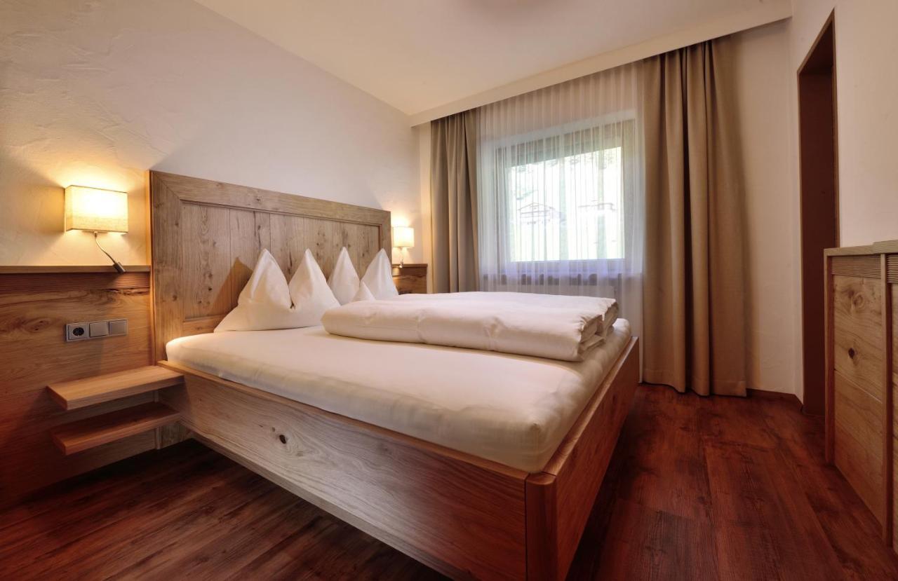 Aparthotel Garni Monte คาร์ทิทช์ ภายนอก รูปภาพ