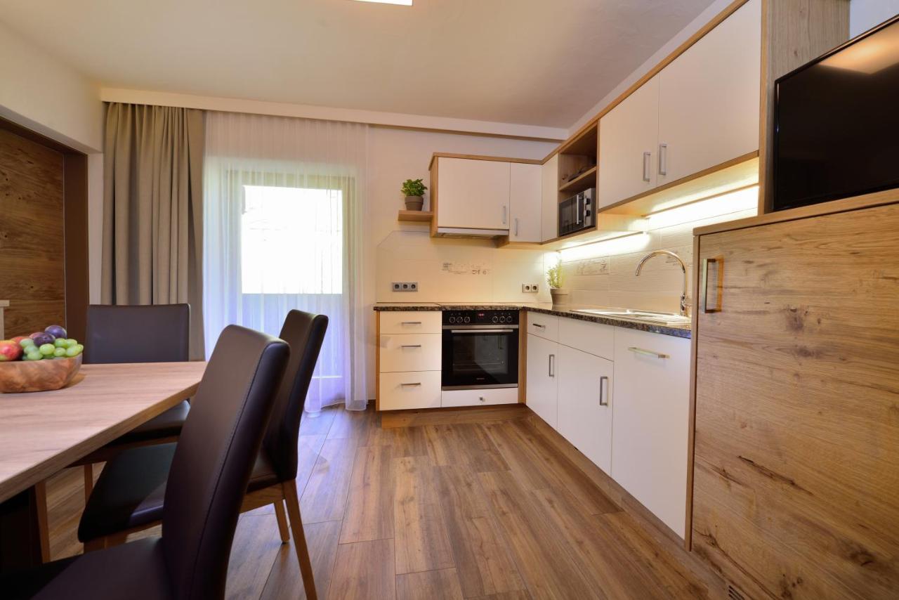 Aparthotel Garni Monte คาร์ทิทช์ ภายนอก รูปภาพ