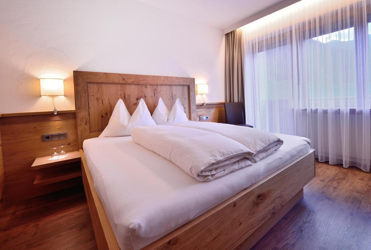 Aparthotel Garni Monte คาร์ทิทช์ ภายนอก รูปภาพ