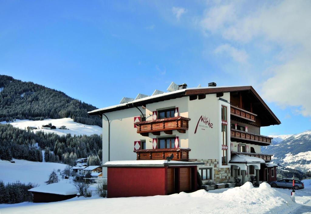 Aparthotel Garni Monte คาร์ทิทช์ ภายนอก รูปภาพ
