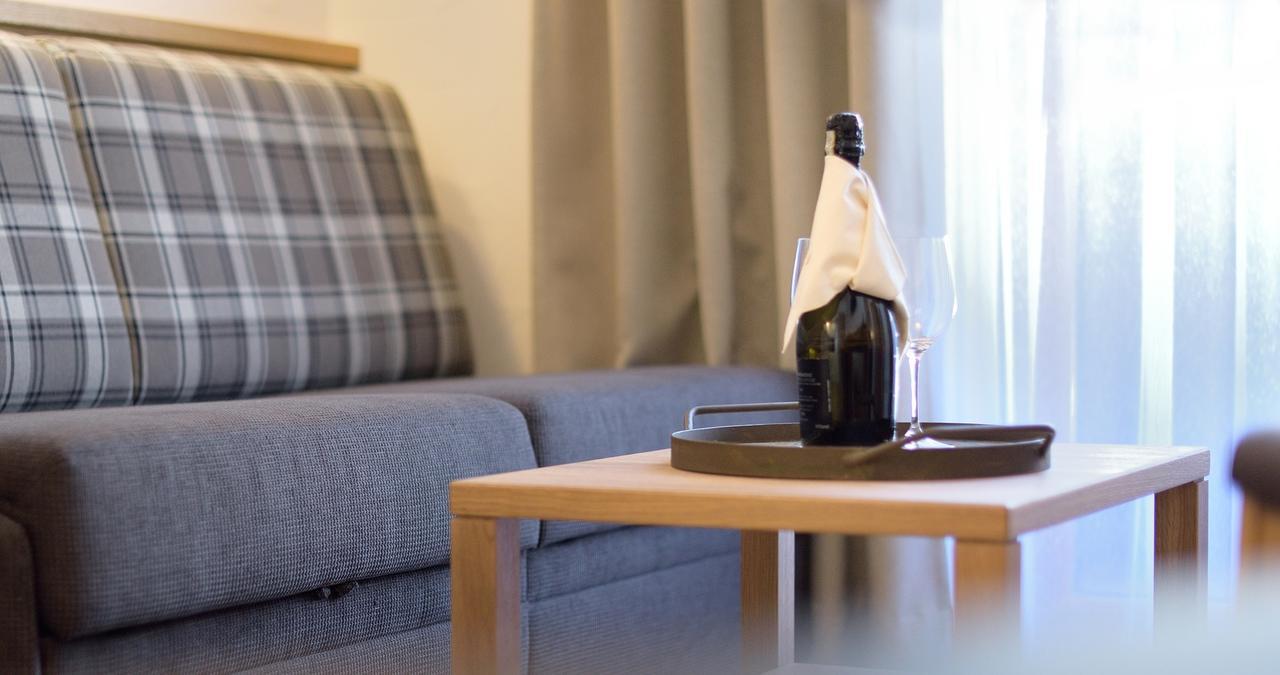 Aparthotel Garni Monte คาร์ทิทช์ ภายนอก รูปภาพ