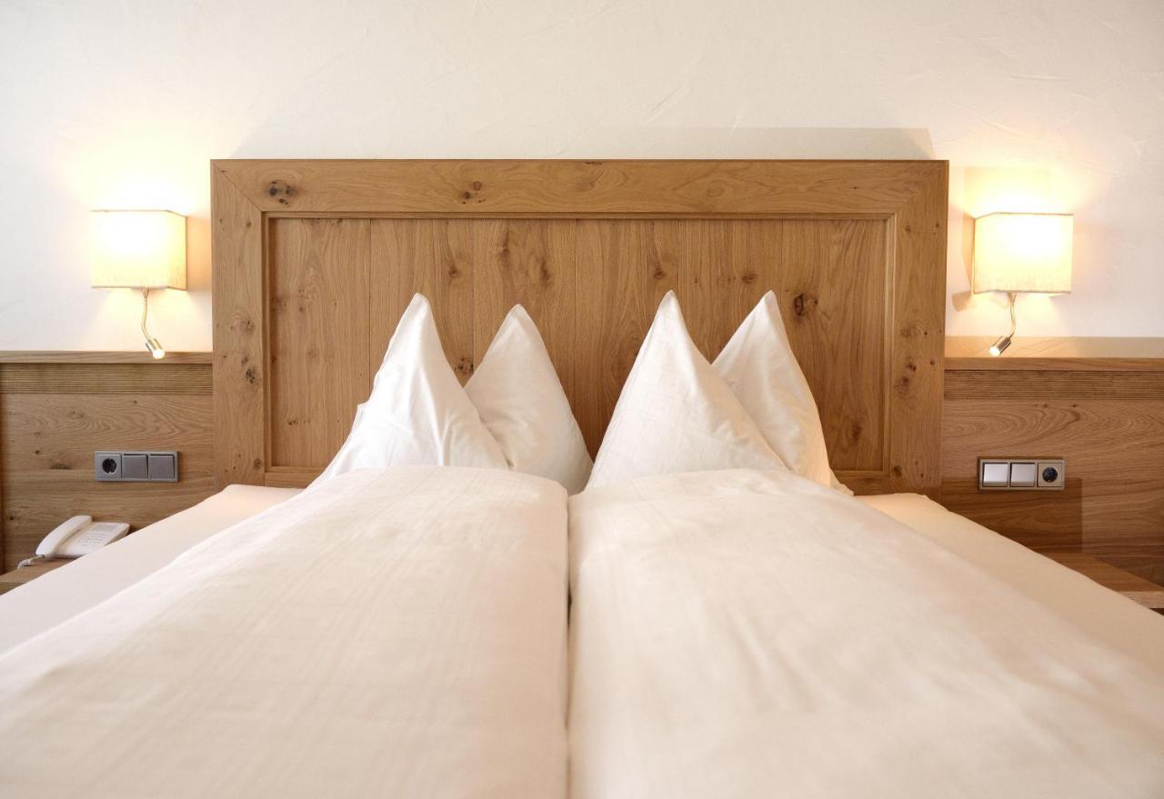 Aparthotel Garni Monte คาร์ทิทช์ ภายนอก รูปภาพ