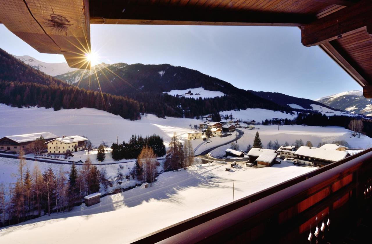 Aparthotel Garni Monte คาร์ทิทช์ ภายนอก รูปภาพ